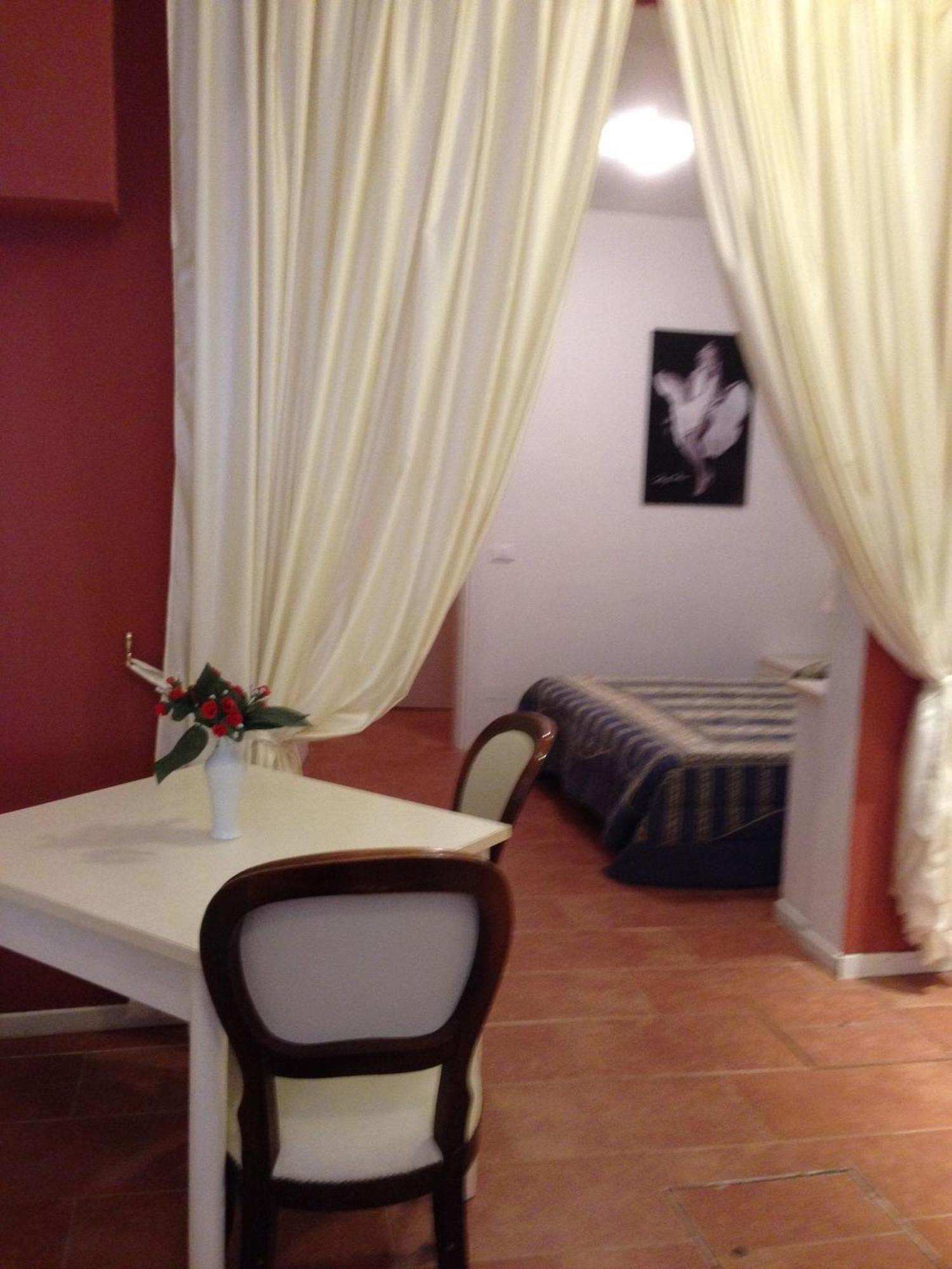 Hotel Residence Maria Grazia Rimini Oda fotoğraf